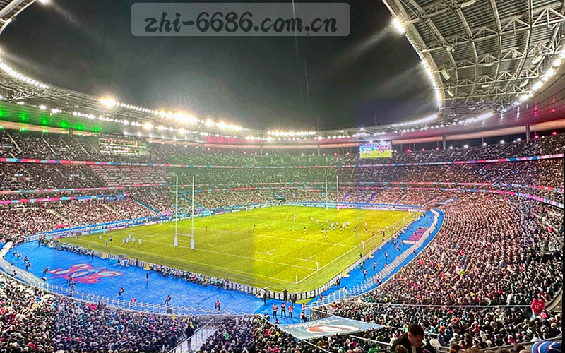 大屏看6686体育比赛在不同屏幕尺寸下的布局变化对比图